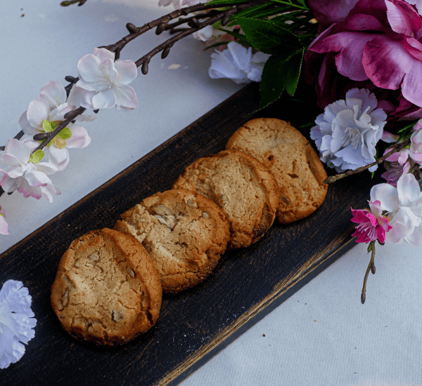 Savane & Mousson Traiteur - Pièce Cocktail Sucré - Mini cookie moelleux gingembre, noix de pécan, chocolat blanc